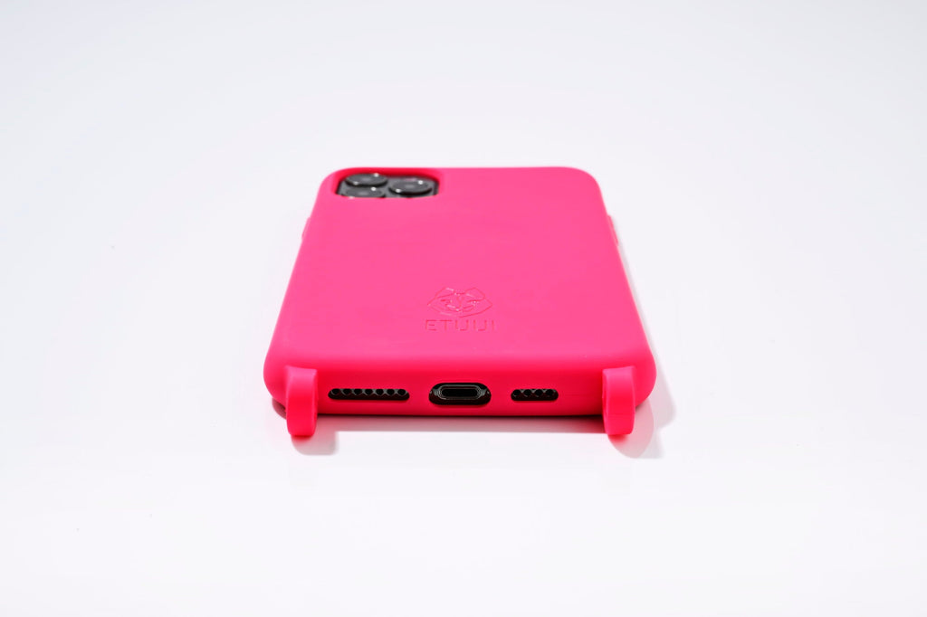 Silk Hook Flamingo MagSafe